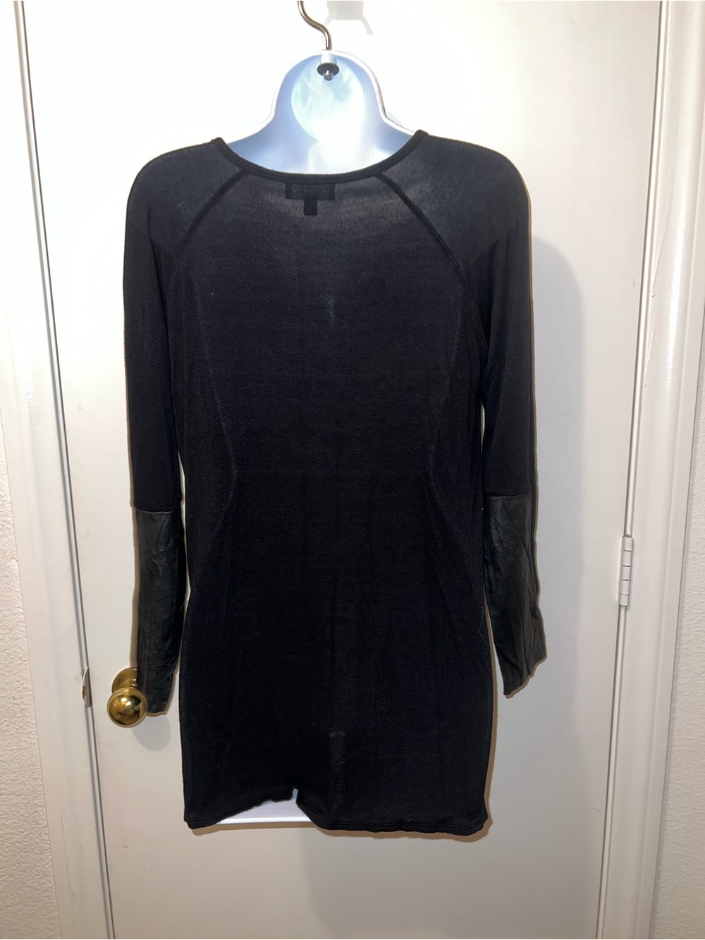 Black Long Sleeve Scoop Neck Women's Top - Picture 2 of 7